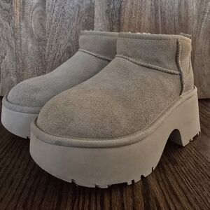 UGG Classic Ultra Mini New Heights Platform Boots (Women) 6